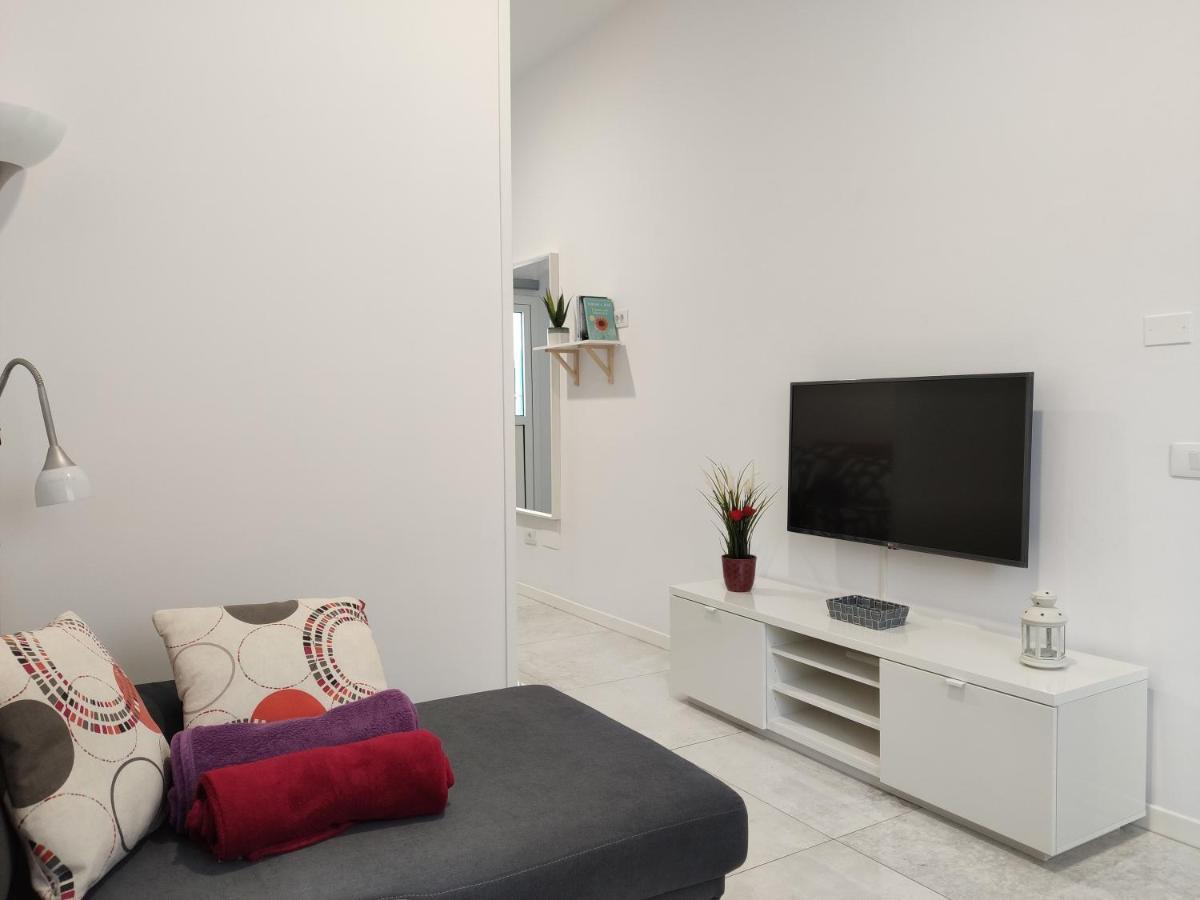 Apartamento Almansa Las Canteras Las Palmas Buitenkant foto